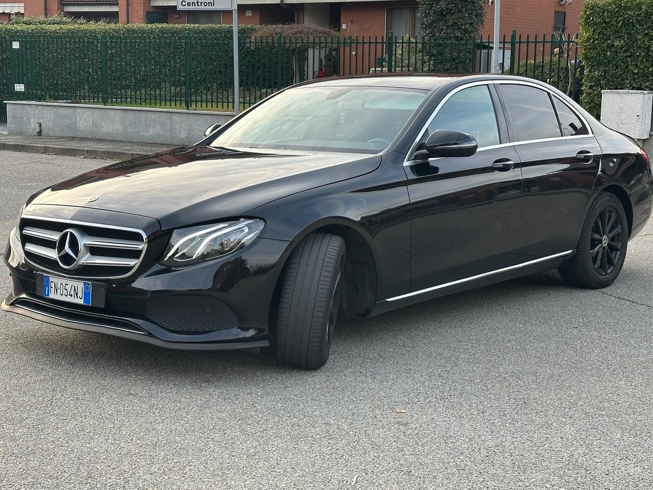 Mercedes-benz E 220 200 d Auto Premium Plus