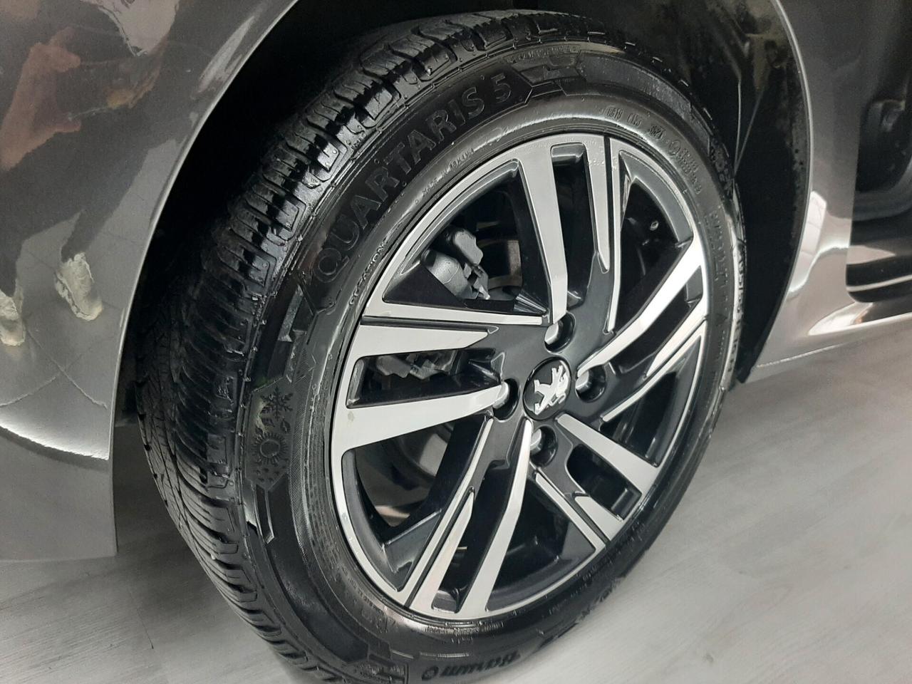 Peugeot 208 BlueHDi 100 Stop&Start 5 porte Allure