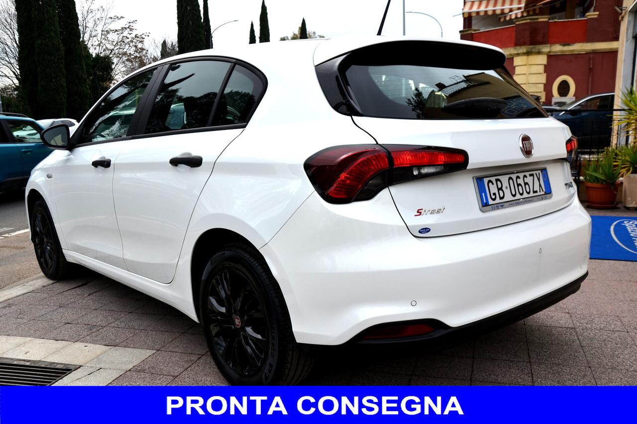 Fiat Tipo 1.3 MJT 95CV STREET NAVI+PDC+CRUISE+TEL+PACK BLACK