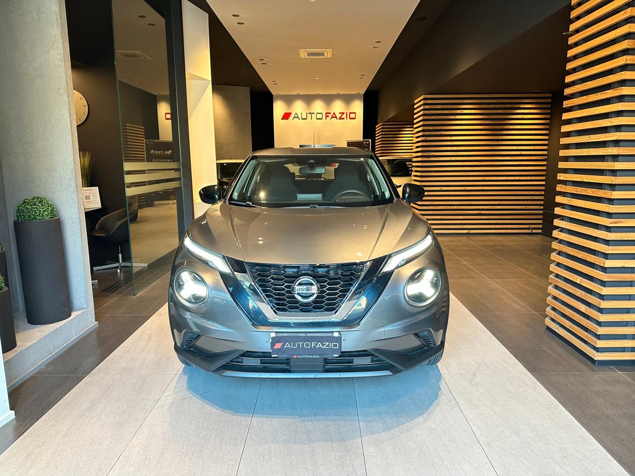 Nissan Juke 1.0 DIG-T 114 CV Acenta Business