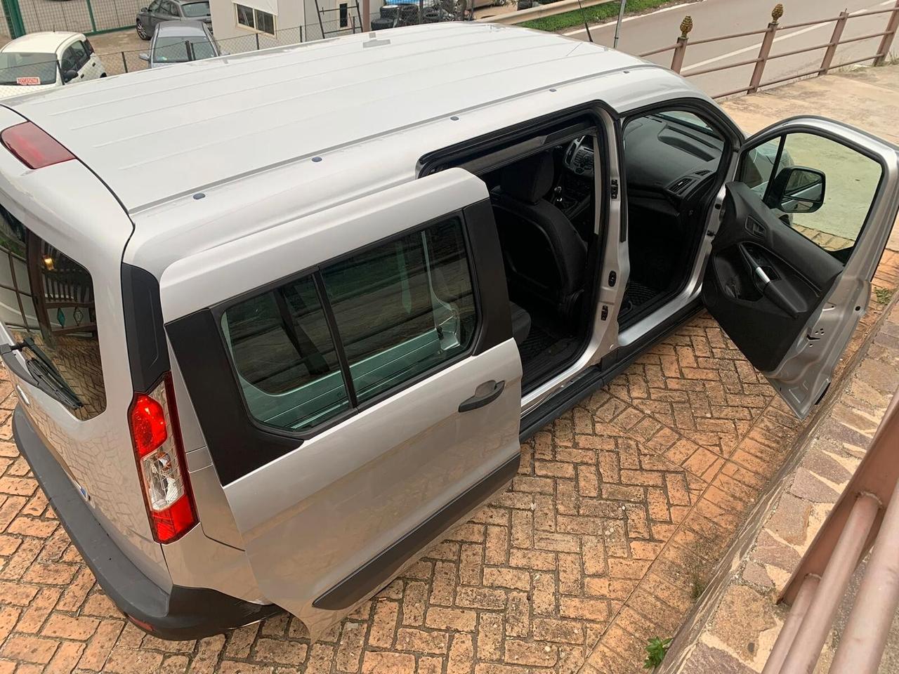 Ford Tourneo Connect Connect7 1.5 TDCi 120 CV Plus AUTO IN ARRIVO