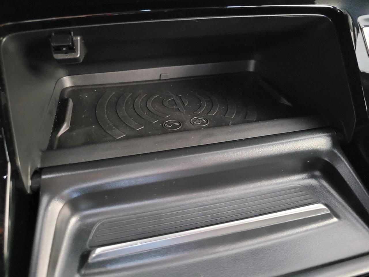 1.2 GT AUT. ACC LED CARPLAY RETROCAMERA
