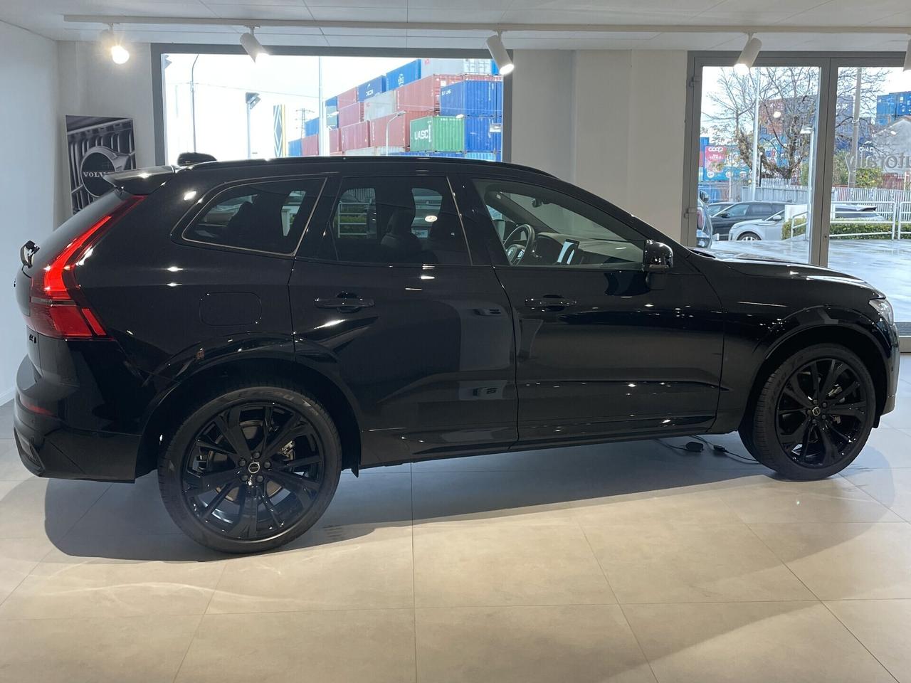 Volvo XC60 T6 Plug-in hybrid PHEV AWD Ultra Black Edition