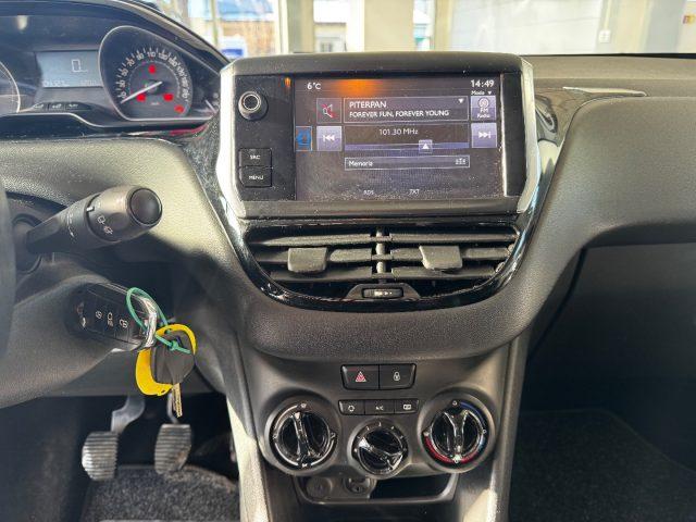 PEUGEOT 208 82CV 5 porte Allure