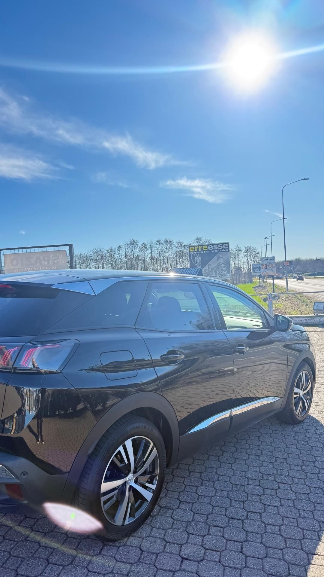 PEUGEOT GT 3008 HYBRID/BENZINA 2022