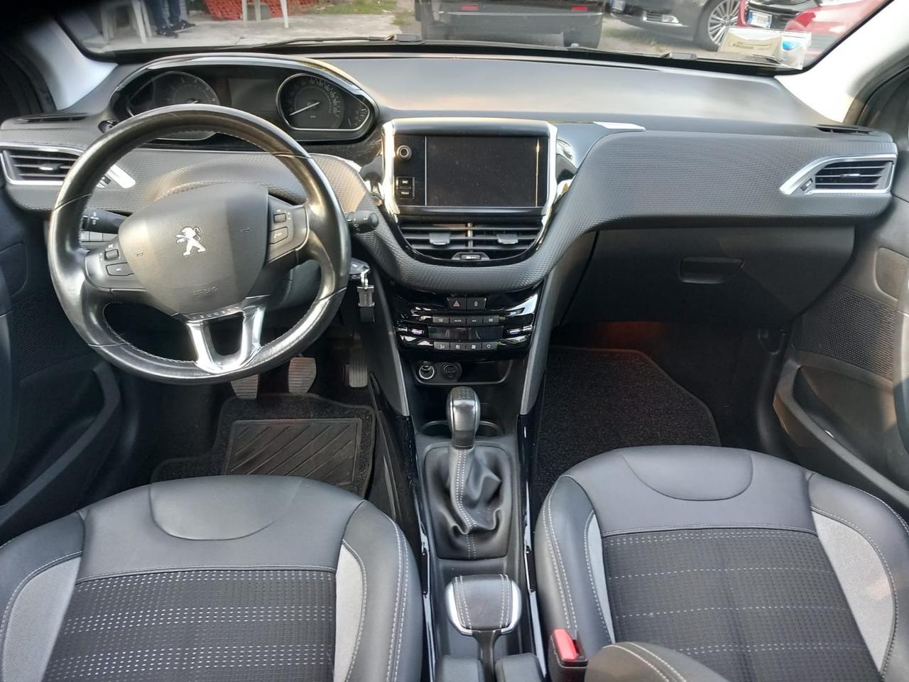Peugeot 2008 PureTech 82 Allure