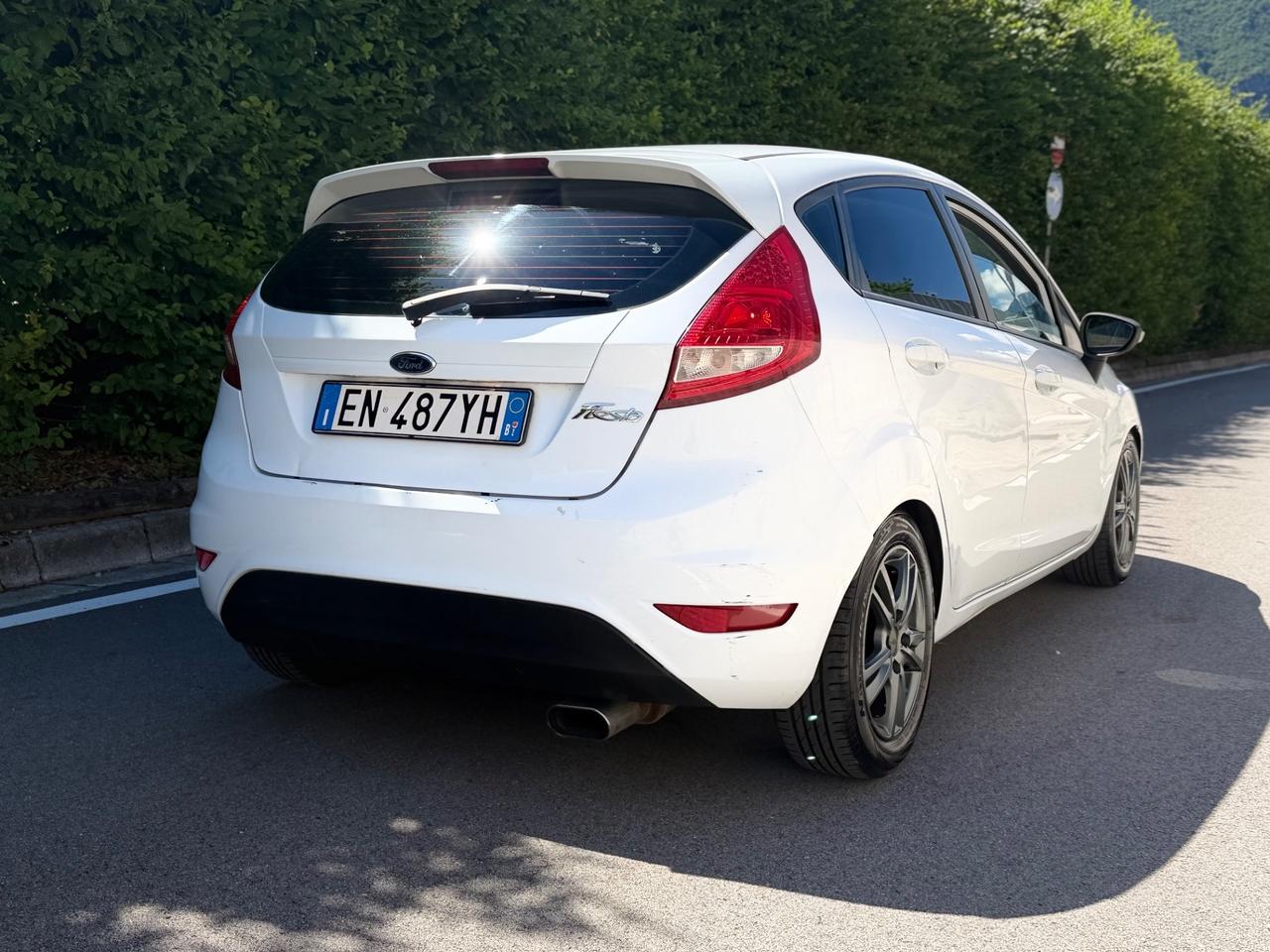 Ford Fiesta 1.2 60CV 5 porte OK NEOPATENTATI