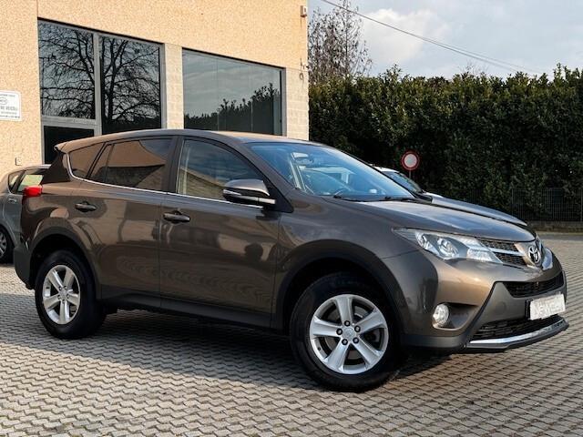 Toyota RAV 4 RAV4 2.0 D-4D 2WD Active