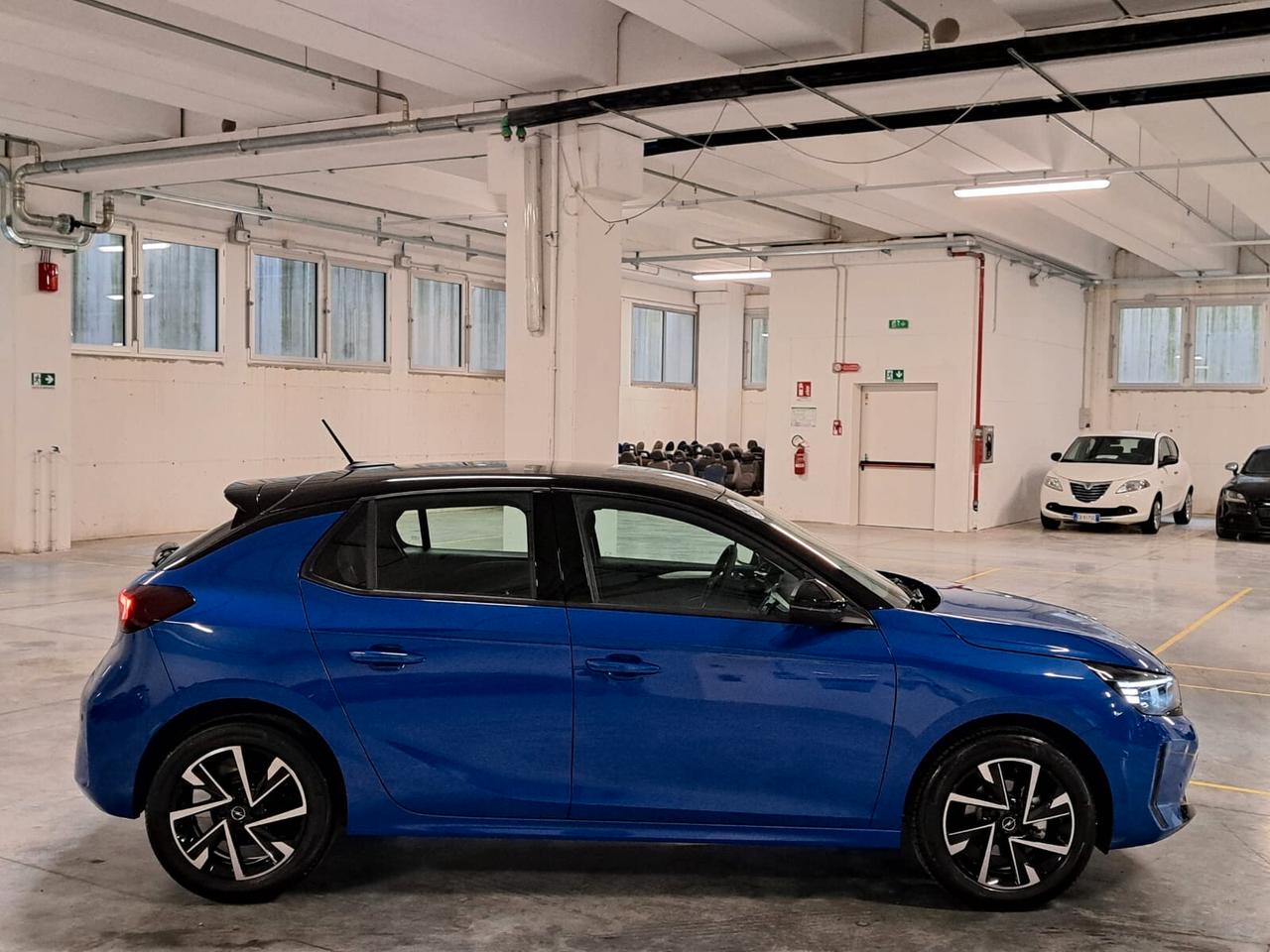 Opel Corsa 1200 75CV GS 5 Porte Km. 0 Voltaic Blue/Tetto Black