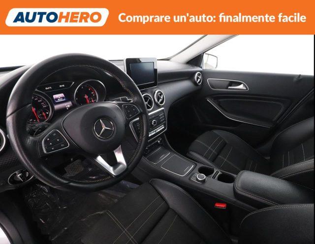MERCEDES-BENZ A 200 d Automatic 4Matic Sport