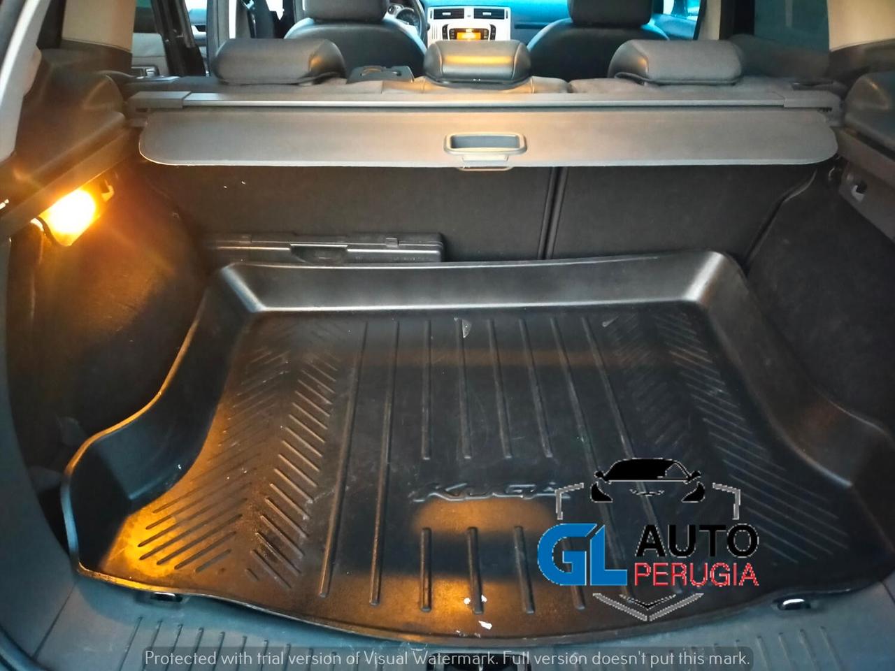 Ford KUGA 2.0 Tdci 4x4 awd titanium ADATTA NEOPATENTATI