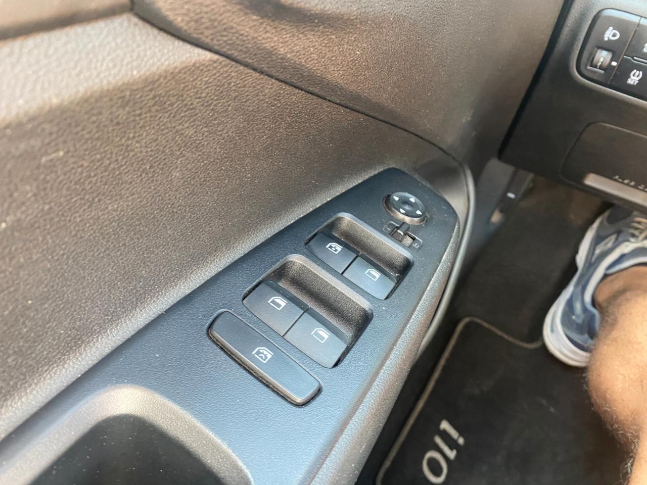 Hyundai i10 1.0 2021 SUPER ACCESSORIATA