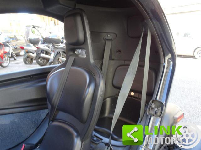 RENAULT Twizy 6.1 17 cv