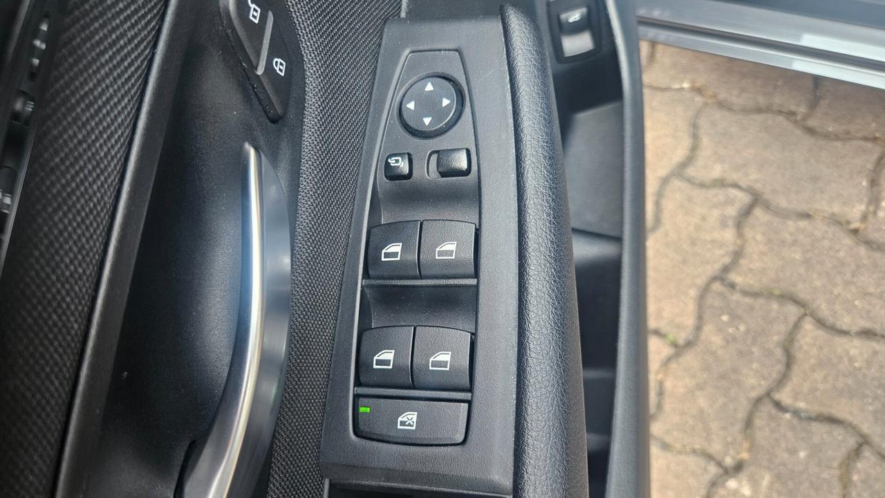 Bmw 218 d Active Tourer Xdrive Sport C.AUTO- NAVY-CRUISE-