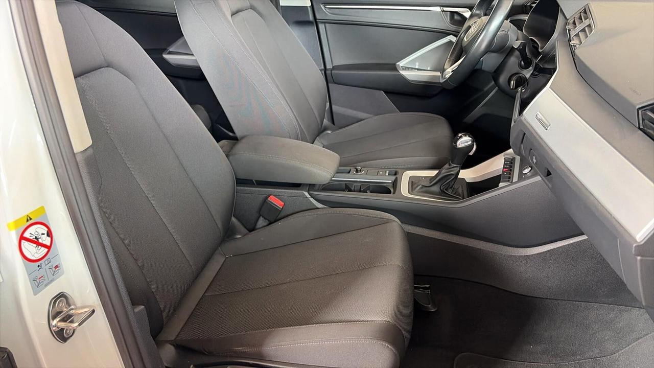 IN ARRIVO Audi Q3 35 TDI S tronic 2022