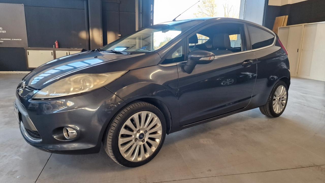 Ford Fiesta 1.4 TDCi 68CV 3 porte Titanium