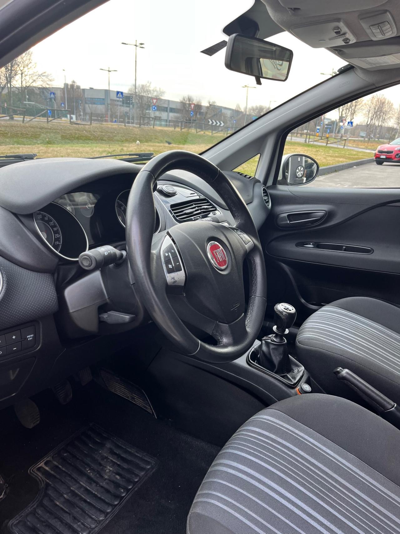 Fiat Punto Evo 1.2 Neopatentati