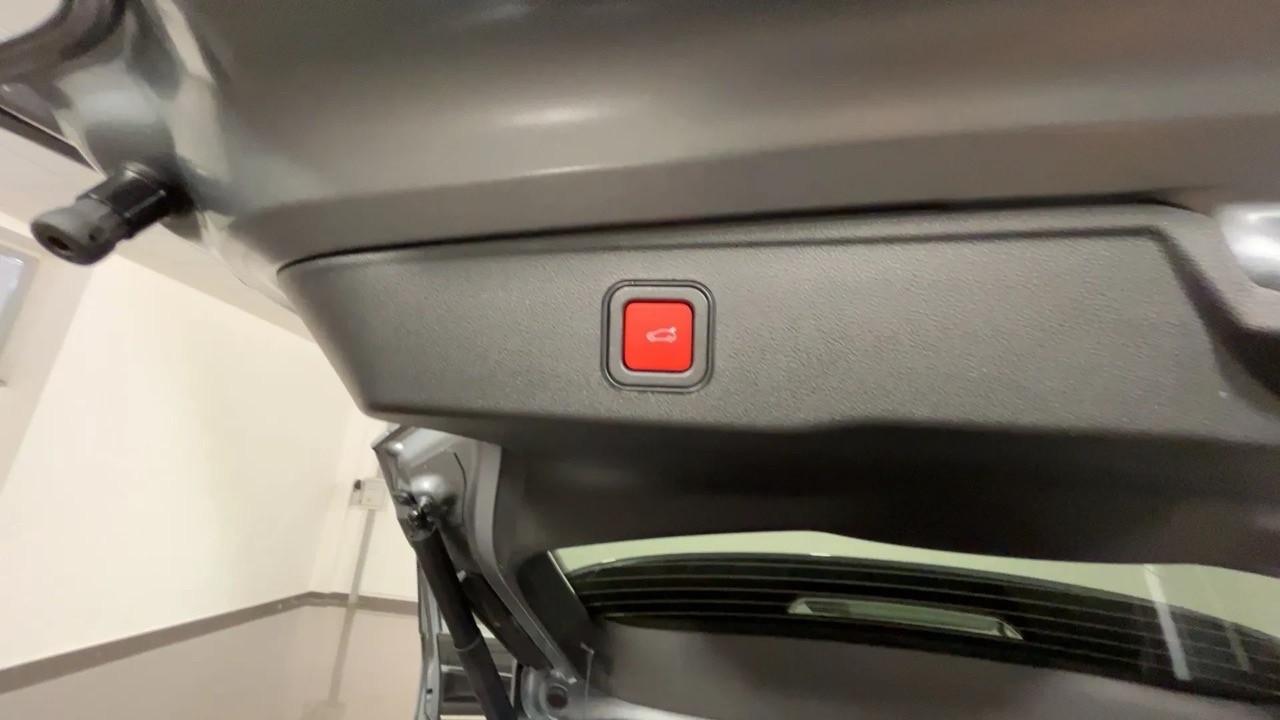 Jeep Avenger 1.2 Turbo e-hybrid Summit 100cv edct6