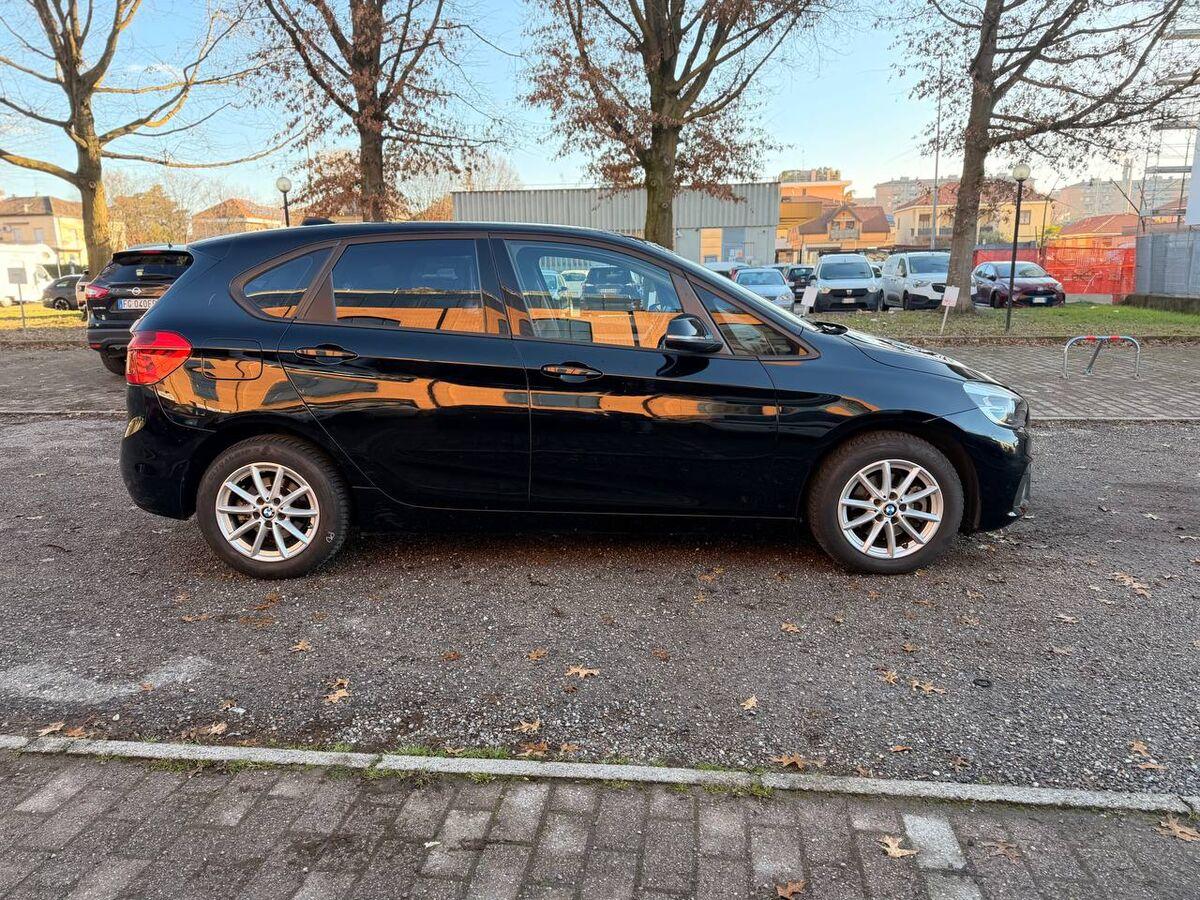 BMW Serie 2 216d Advantage my17