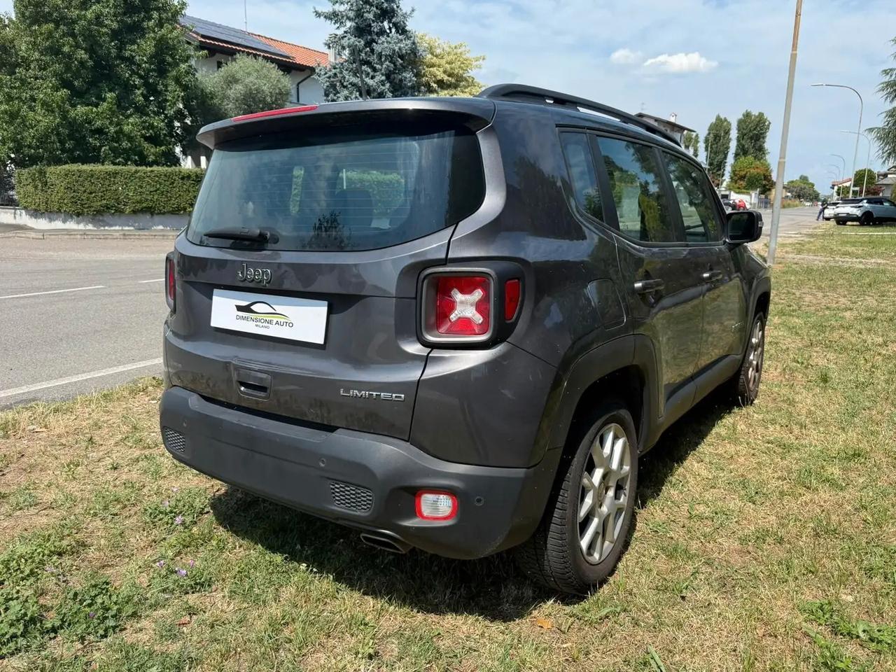 Jeep Renegade 1.3 T4 DDCT Sport