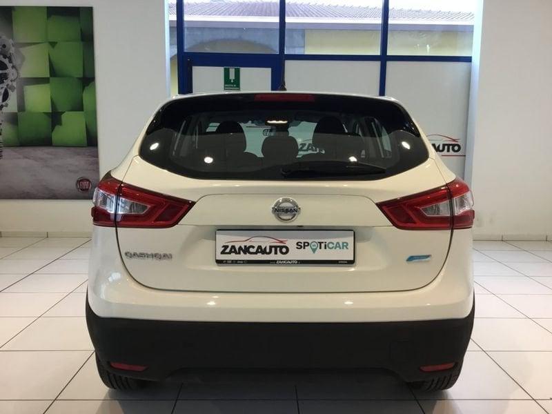 Nissan Qashqai 1.5 110 dCi N-Connecta