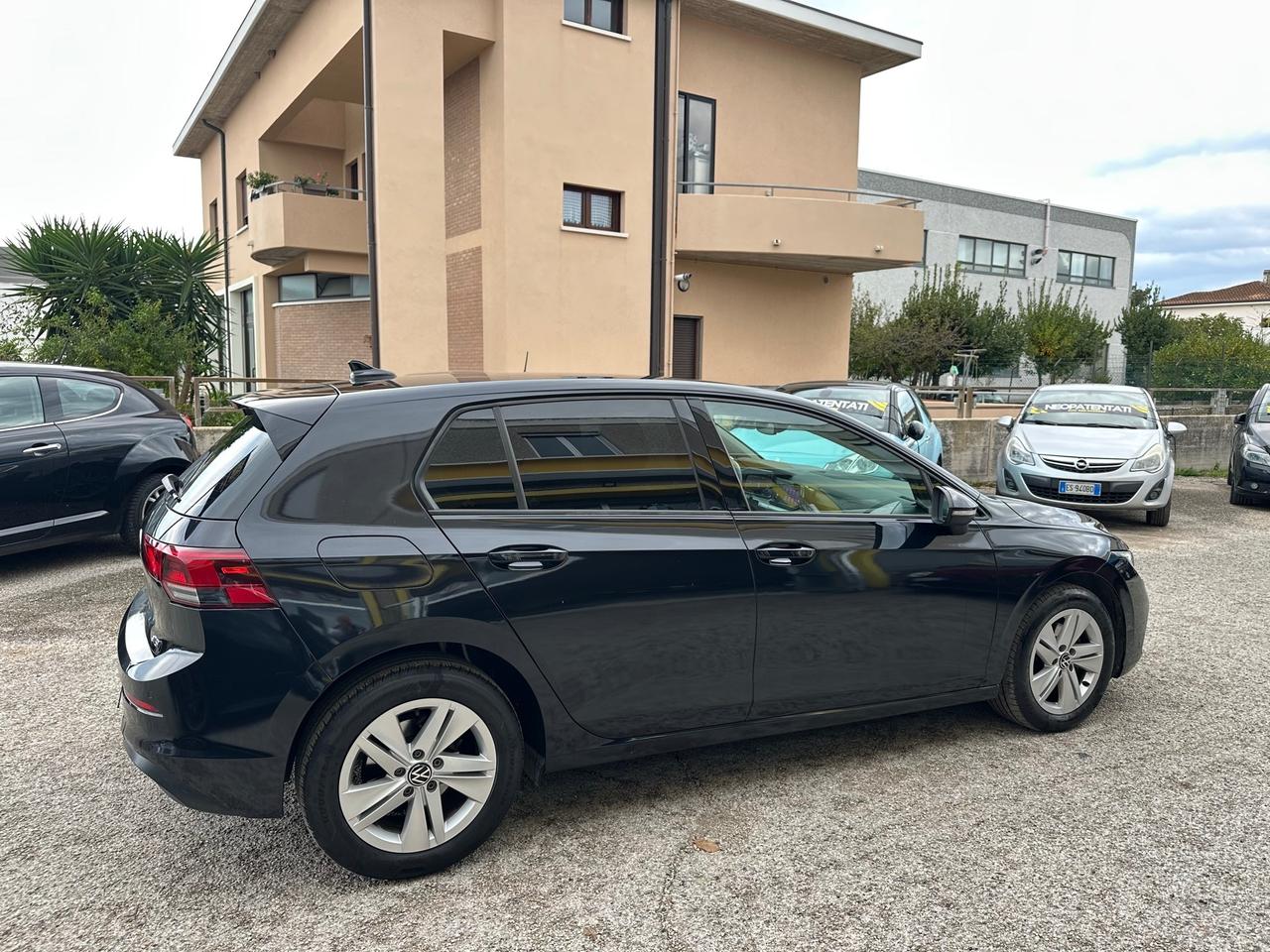 Volkswagen Golf 1.0 eTSI EVO DSG Life