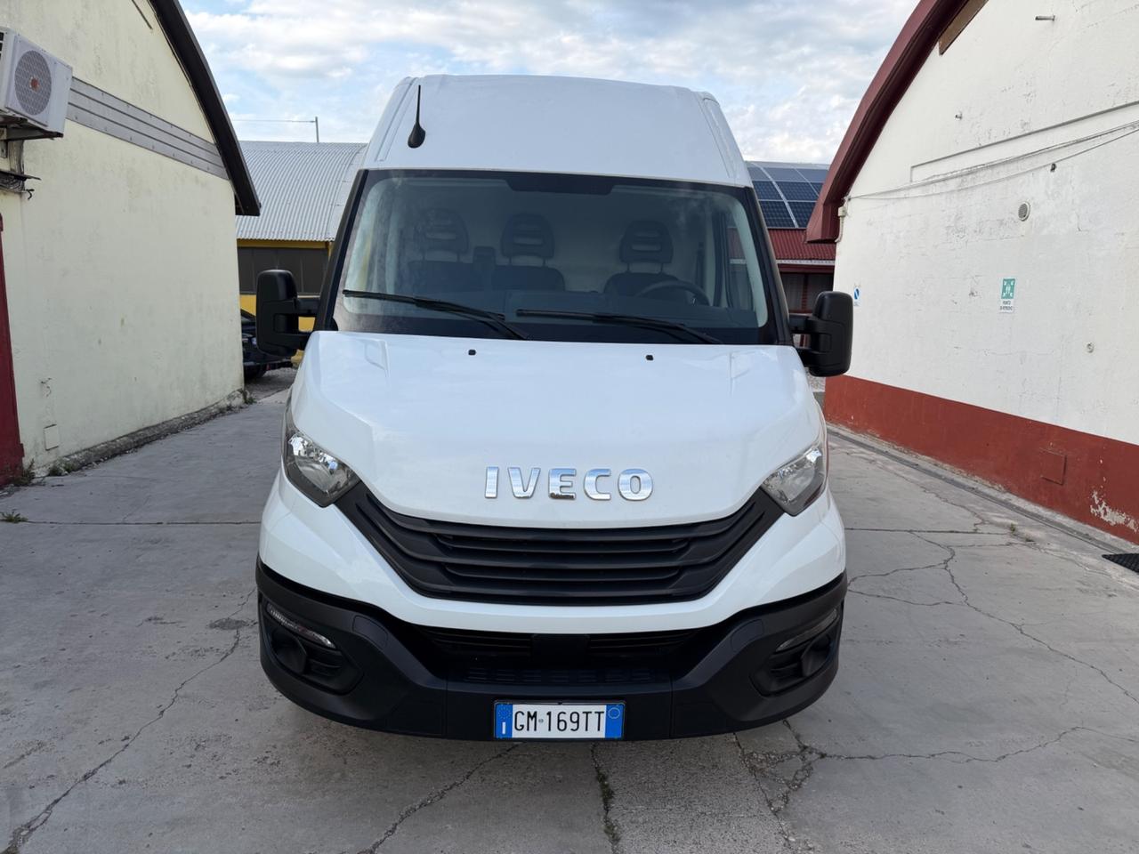 Iveco Daily 2.3 d 140 CV Passo Lungo - 2023