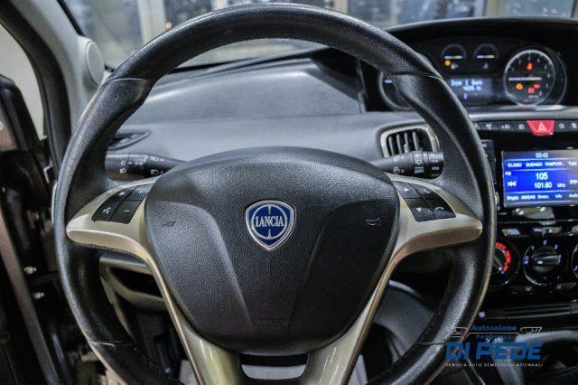 LANCIA Ypsilon 1.2 69 CV 5 porte Gold