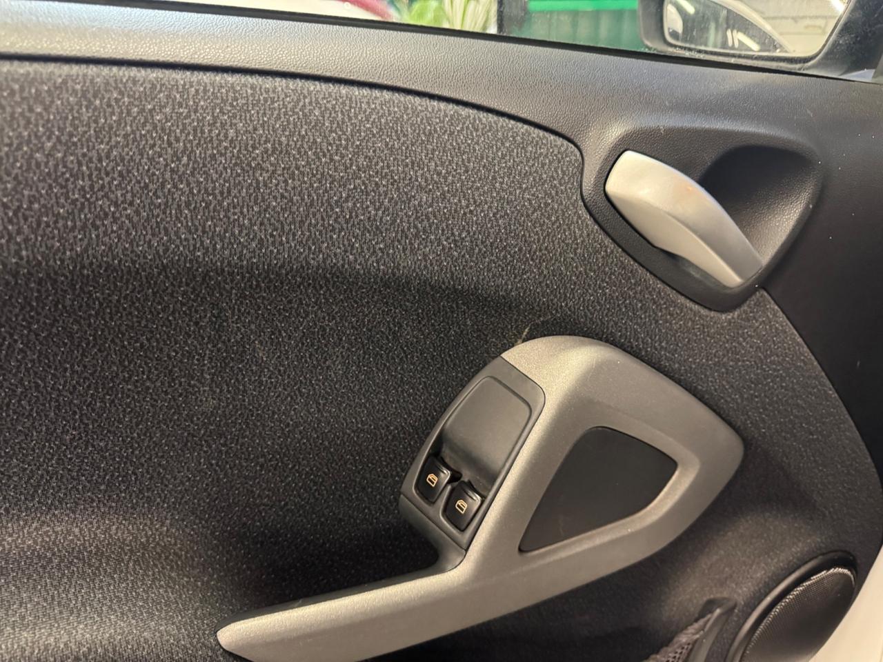 Smart ForTwo 1000 52 kW MHD coupé pure NEOPATENTATI