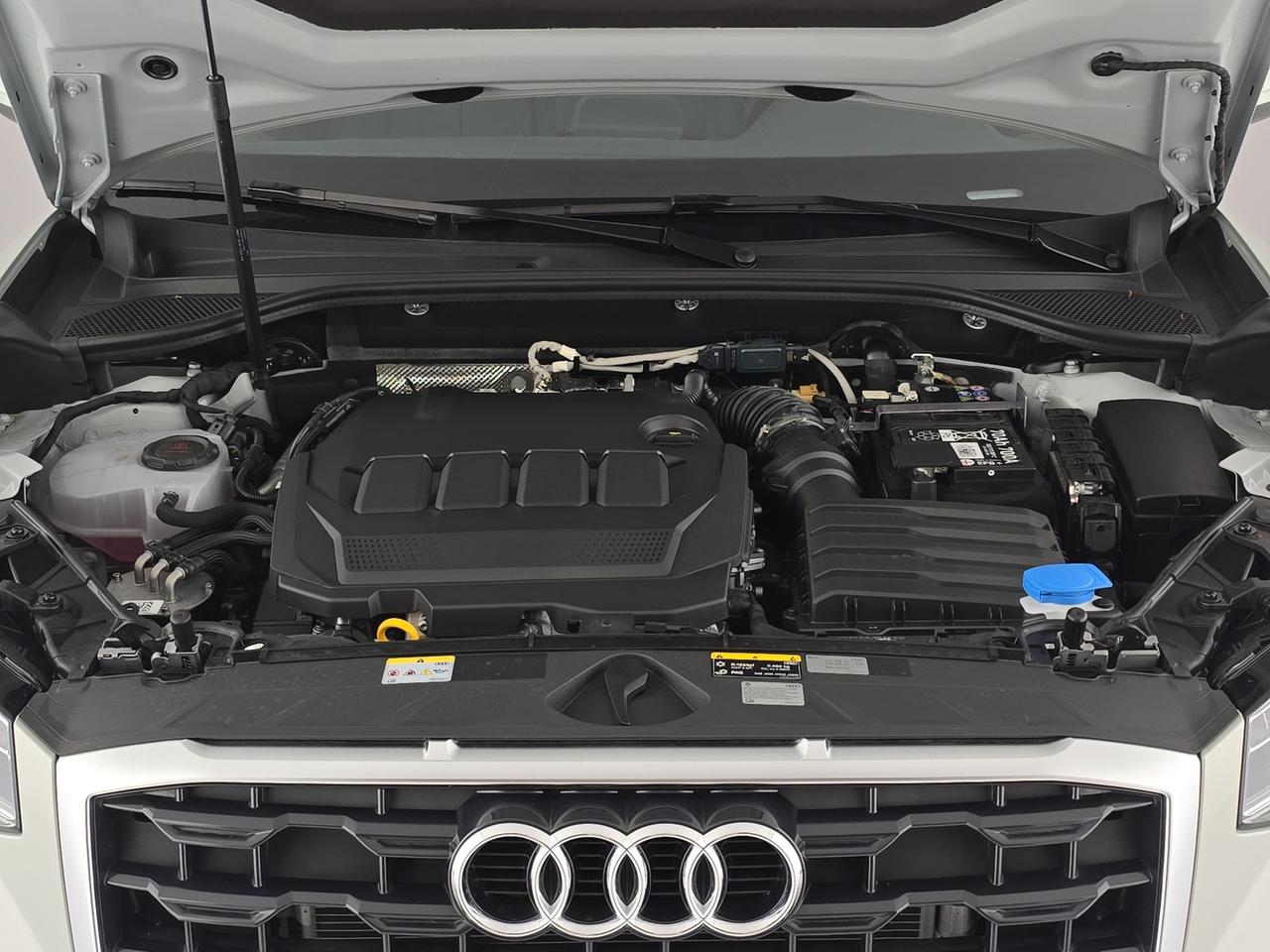 Audi Q2 35 2.0 tdi business advanced s-tronic