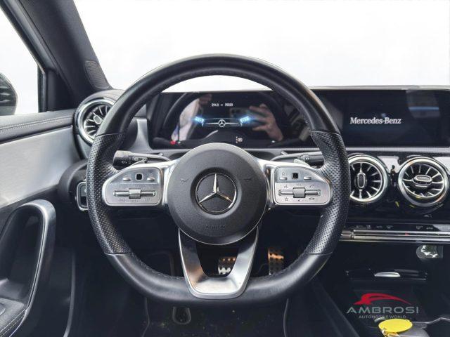 MERCEDES-BENZ A 180 180 d Automatic Premium Night Edition