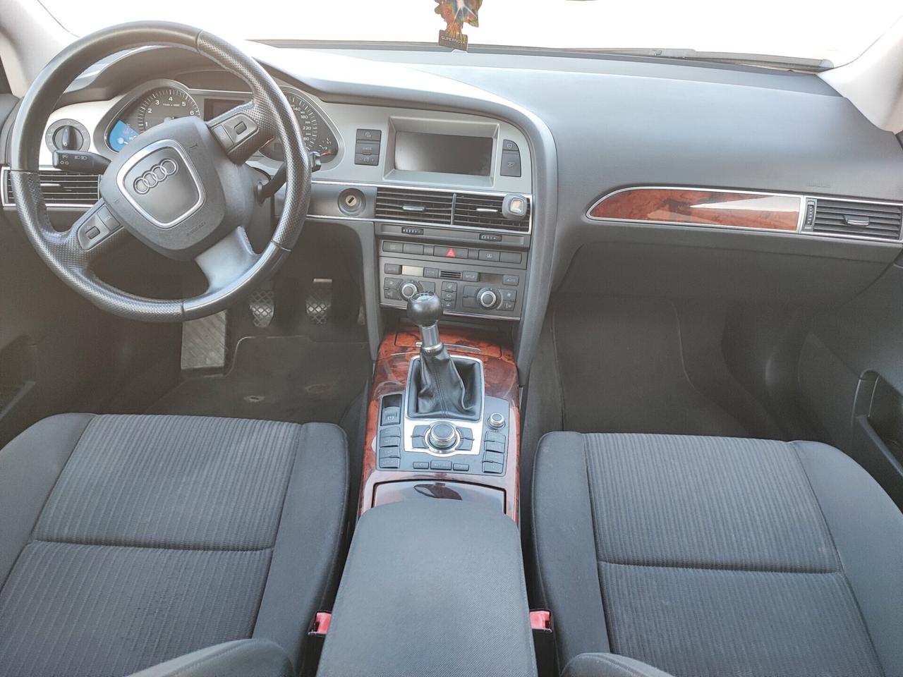 Audi A6 2.4 V6 quattro benzina GPL berlina