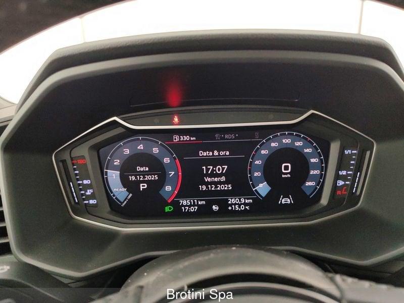 Audi A1 A1 citycarver 30 TFSI S tronic