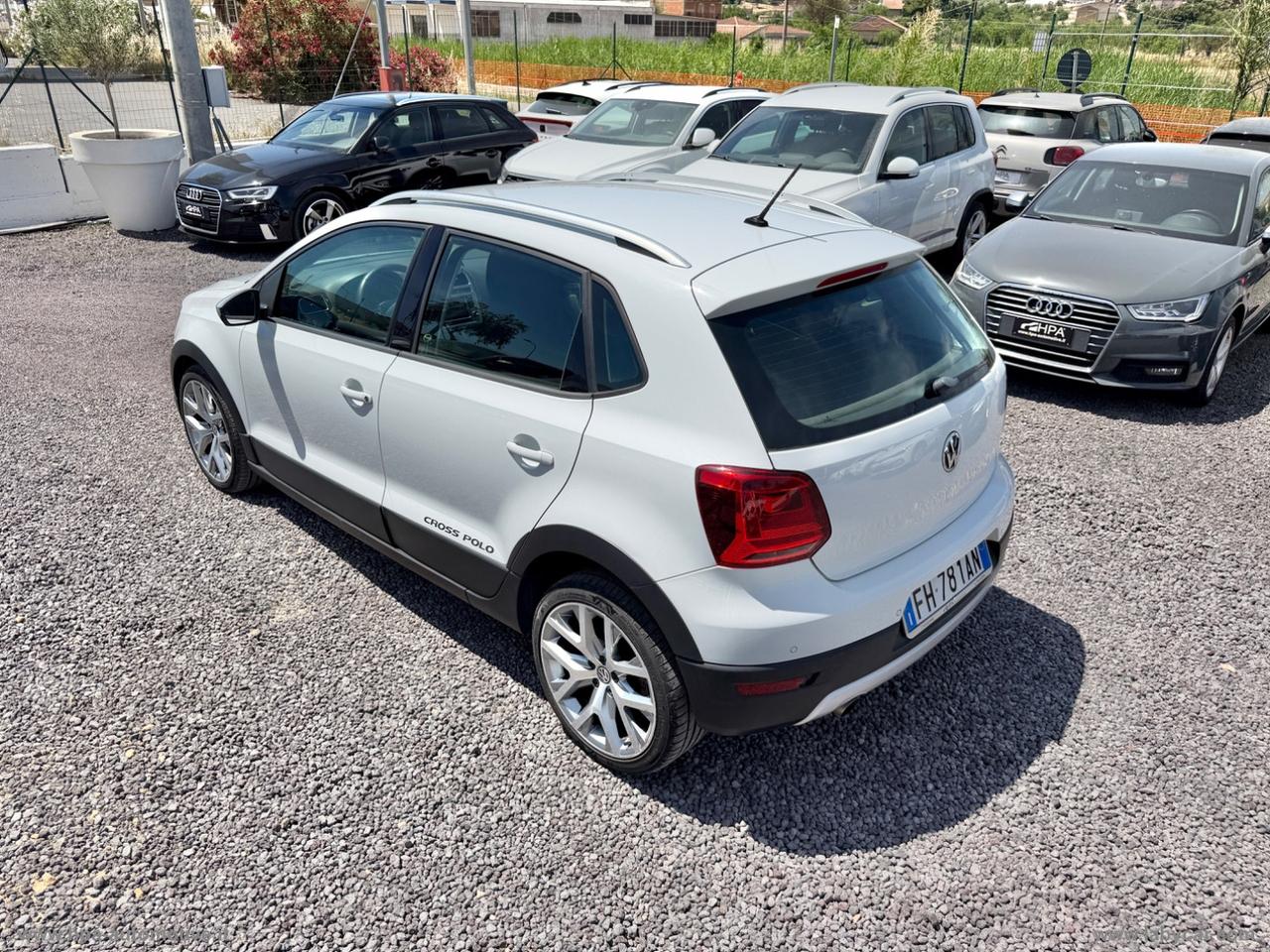 VOLKSWAGEN Polo Cross 1.4 TDI DSG BlueMotion Tech.