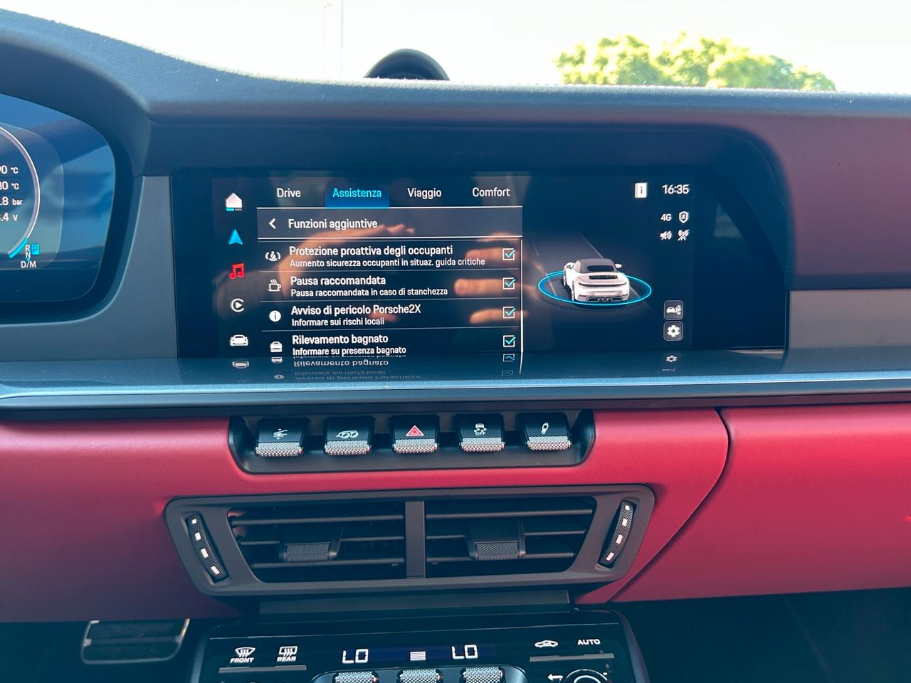 Porsche 992.2 911 Cabrio 3.6 Carrera 4 GTS auto 541 CV