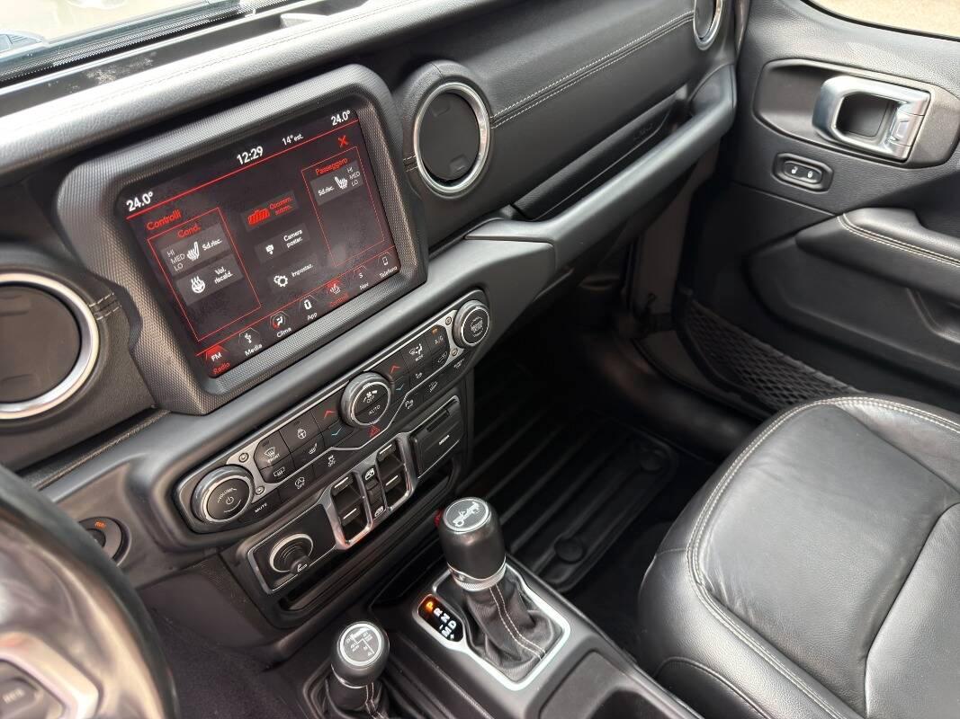 Jeep Wrangler Unlimited 2.2 mjt II Sahara auto