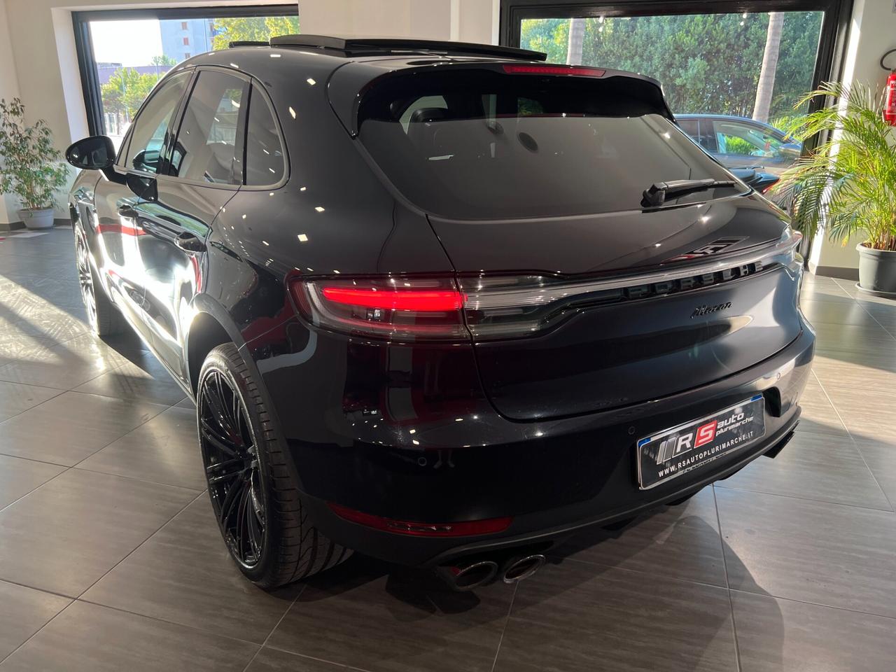 Porsche Macan 2.0 TETTO