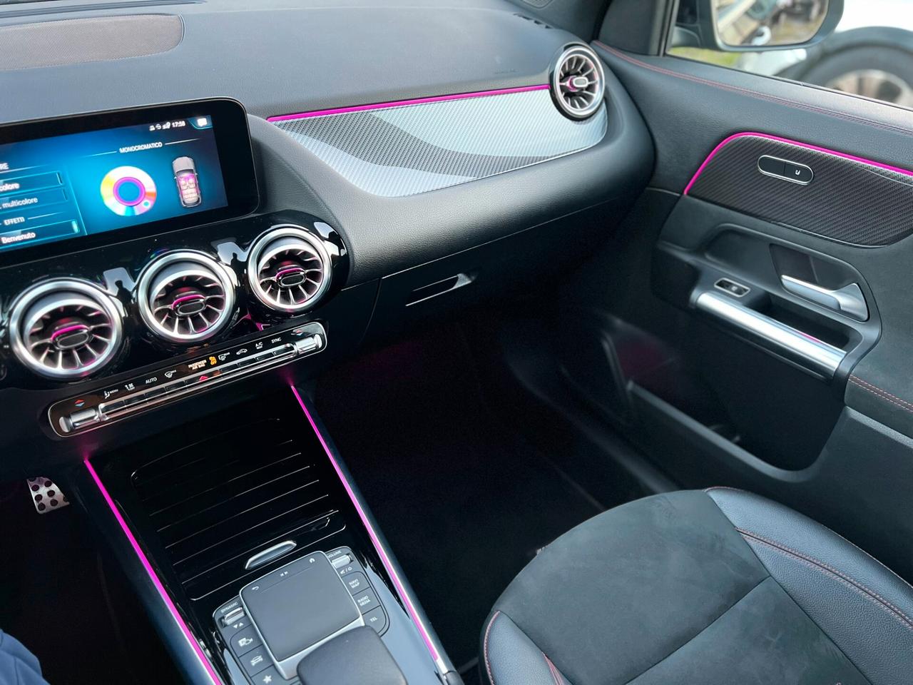 Mercedes-benz GLA 200 d 2.0 150cv Premium PLUS AMG ITALIANA TETTO