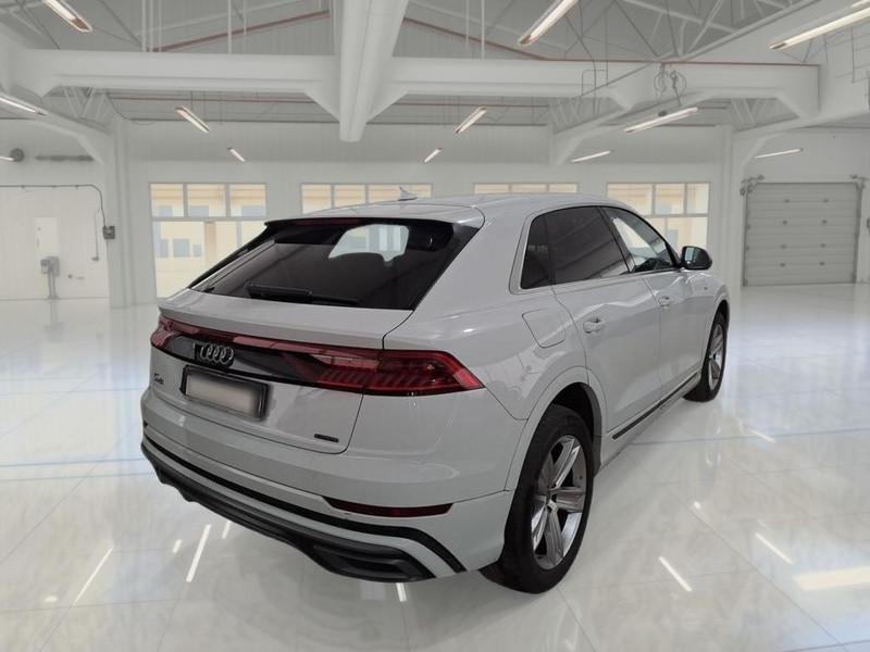 AUDI Q8 45 TDI MHEV 170KW QUATTRO TIPTRONIC SUV