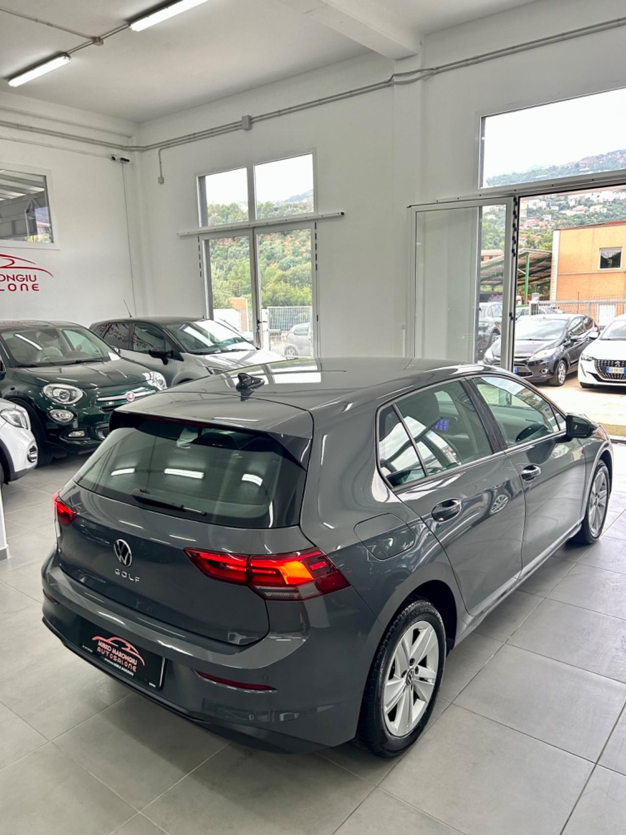 VW GOLF 8 2.0 DSG SCR finanziabile