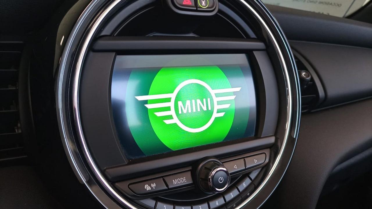 MINI Mini IV F57 2018 Cabrio - Mini Cabrio 1.5 One