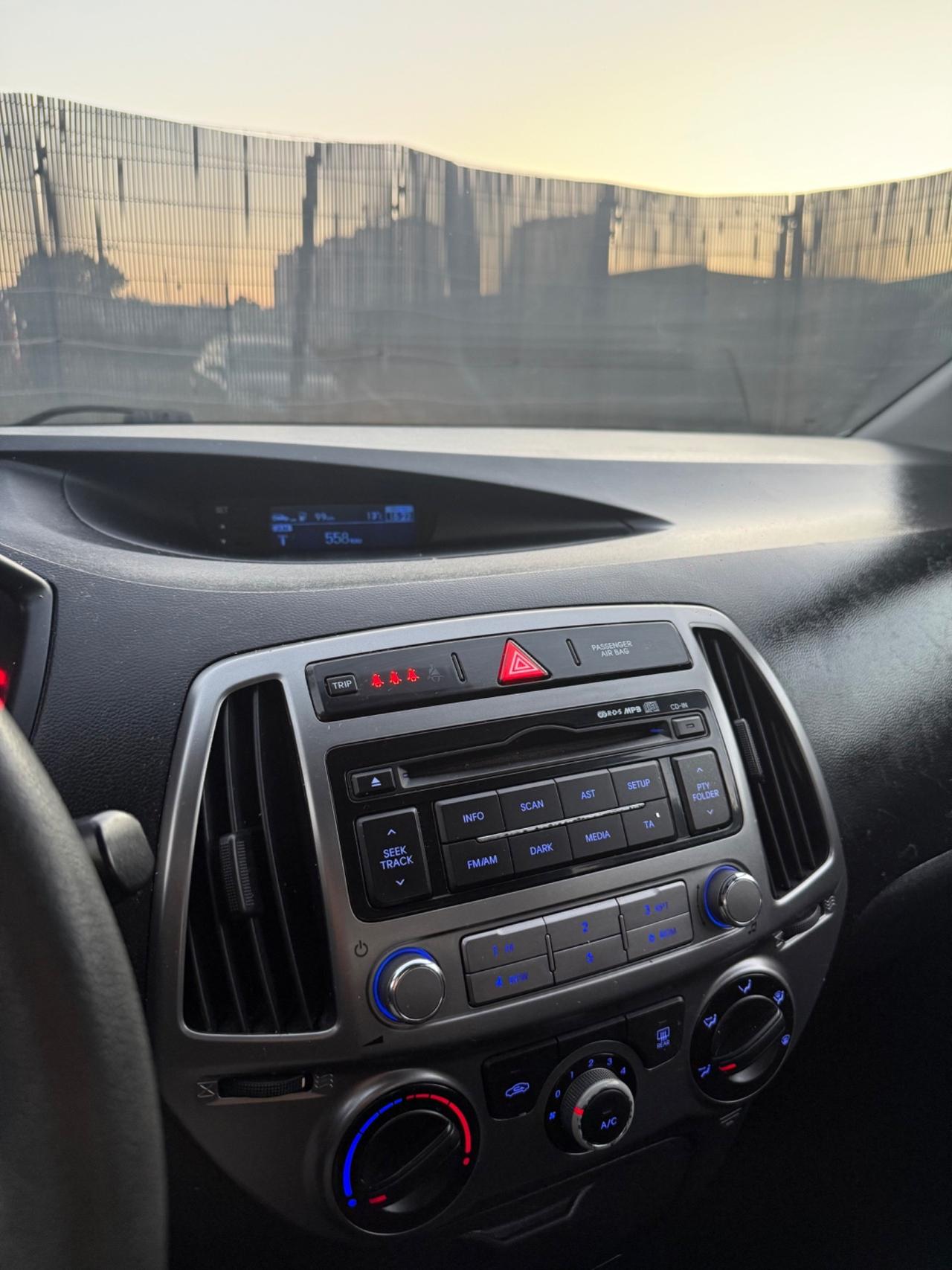 Hyundai I20 2013 1.1 DIESEL UNIPROPRIETARIO