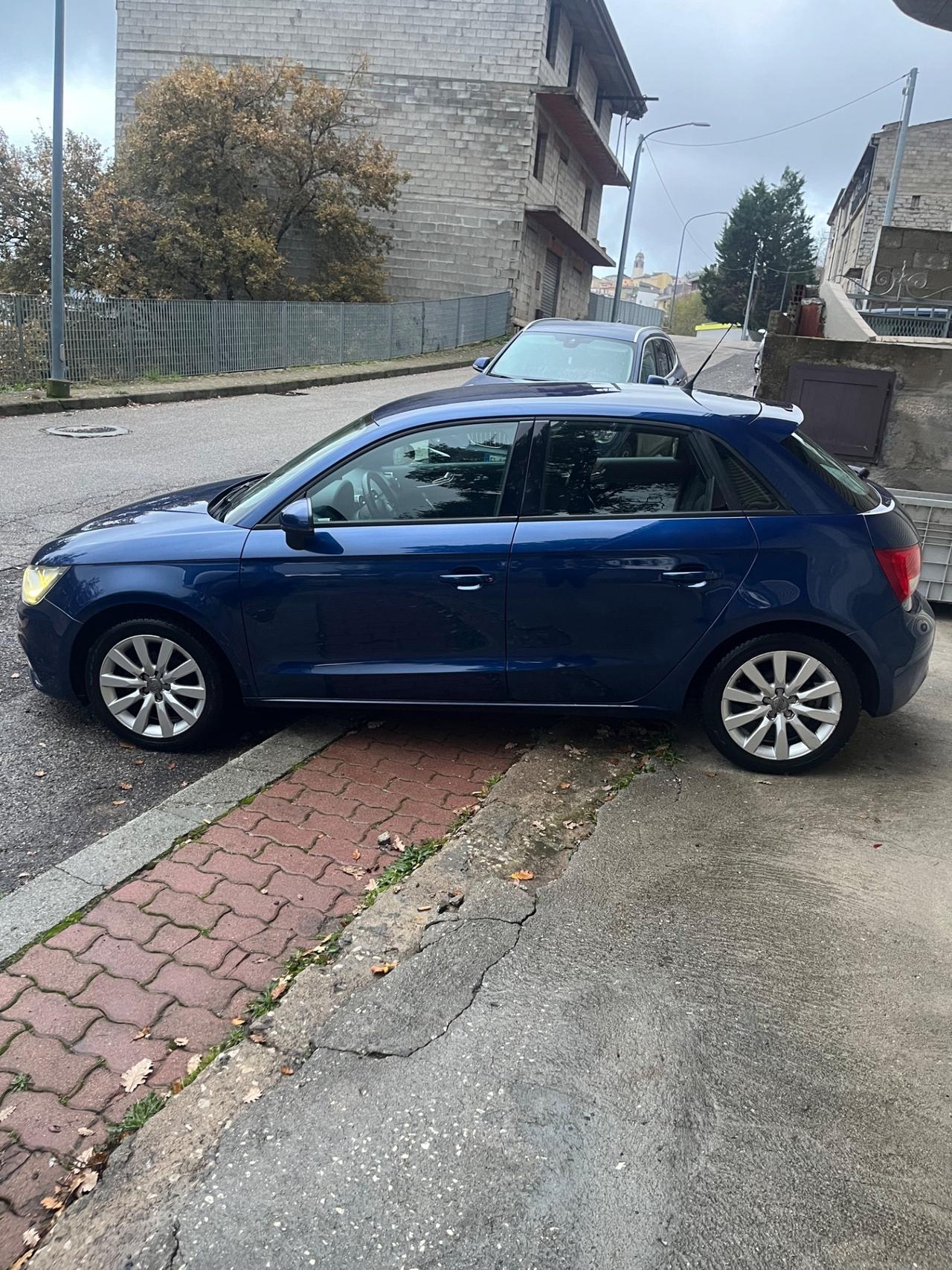 Audi A1 SPB 1.6 TDI S tronic Attraction
