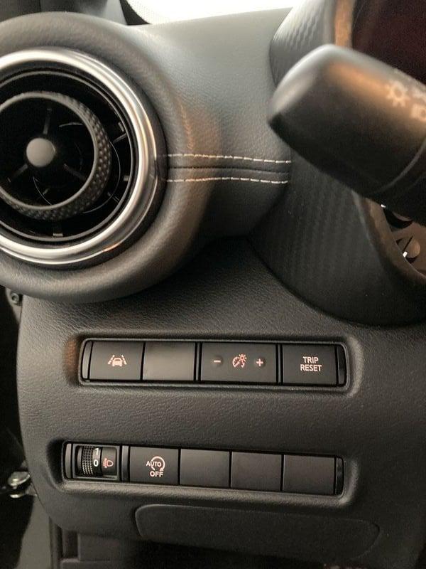 Nissan Juke Juke 1.0 DIG-T 114 CV DCT N-Connecta