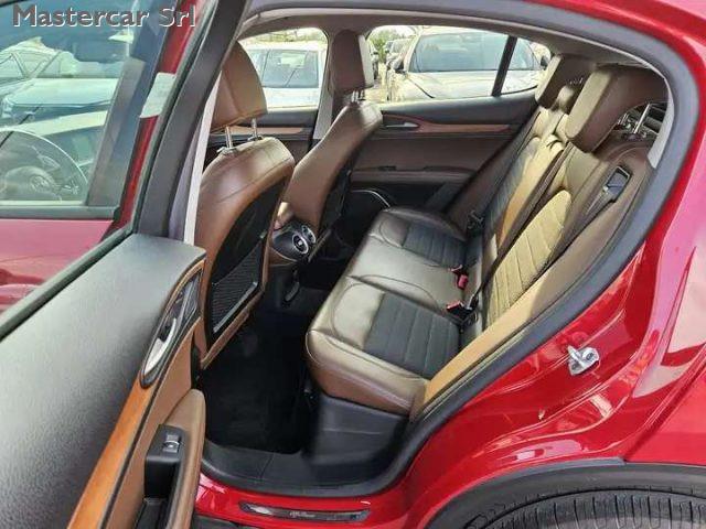 ALFA ROMEO Stelvio Stelvio 2017 2.2 t Executive Q4 210cv auto - FL678