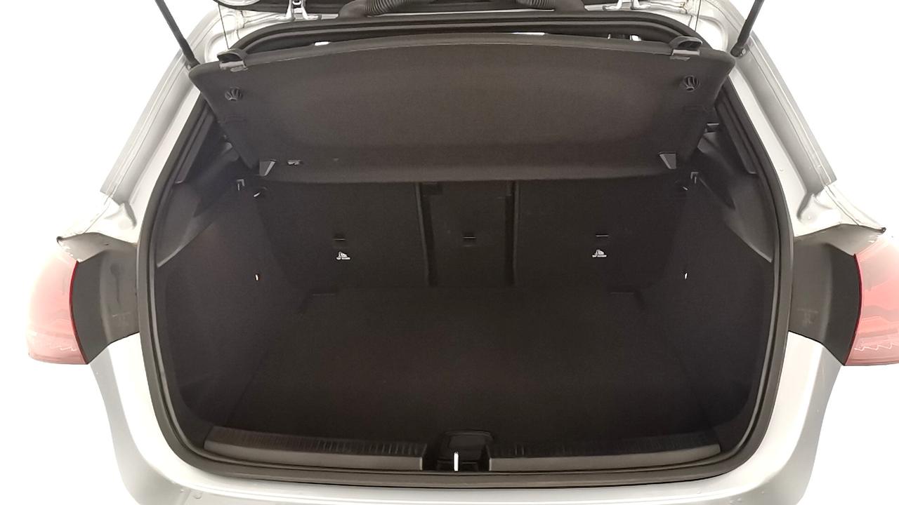 Mercedes-Benz Classe A - W177 2023 - A 200 d Progressive Advanced auto