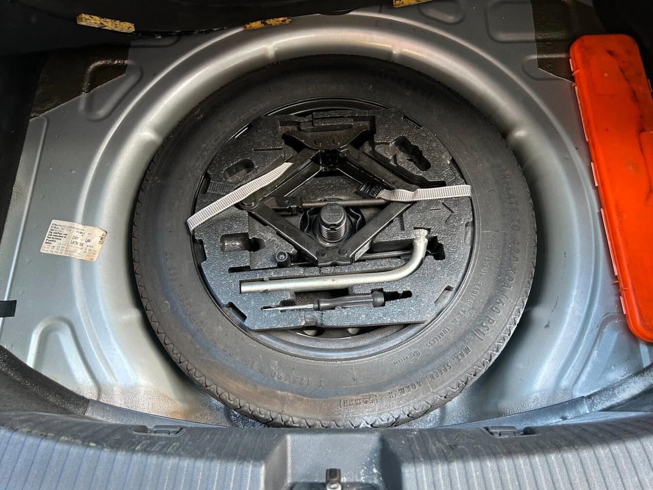 Volkswagen Maggiolino 1.6 TDI Design