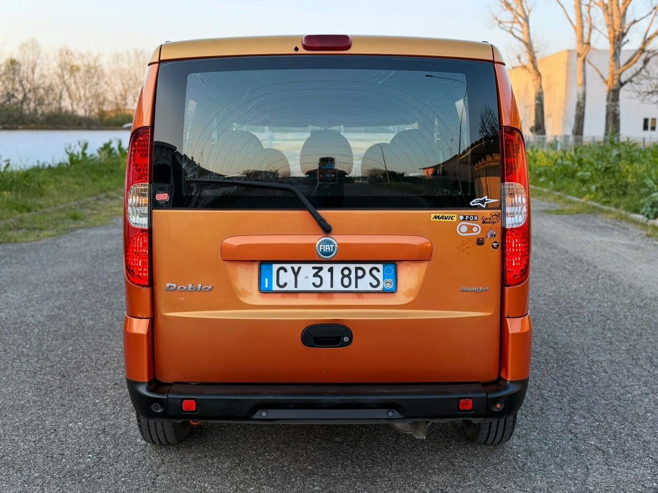 Fiat Doblo 1.9 MJT 105 CV Passo Lungo 5 posti
