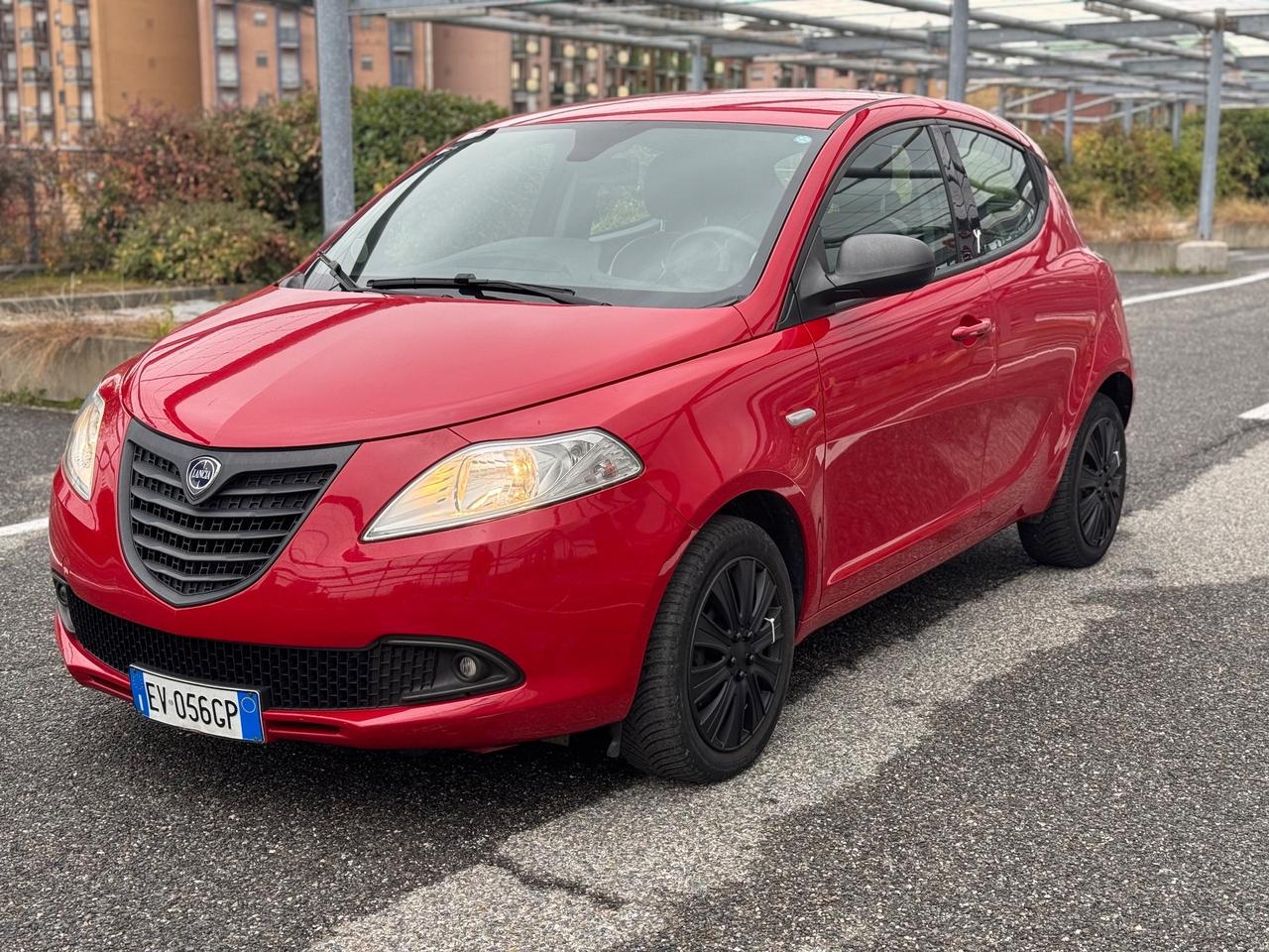 Lancia Ypsilon 1.2 69 CV 5 porte GPL Ecochic Gold