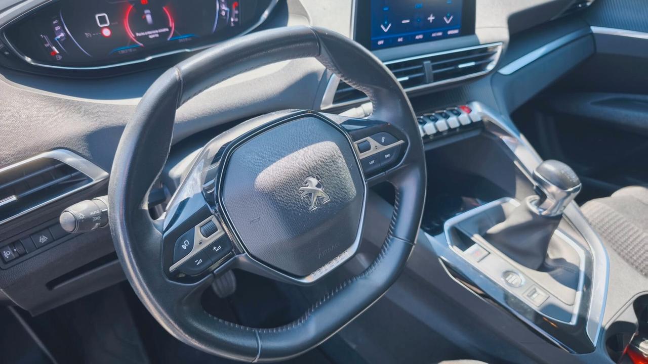 Peugeot 3008 BlueHDi 130 S&S Active Pack